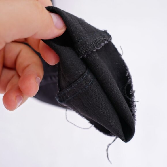 Levi's Super Skinny Black Factory Distressed Raw Denim Jeans -29- 29 / 29.5 Mid - Picture 5 of 11